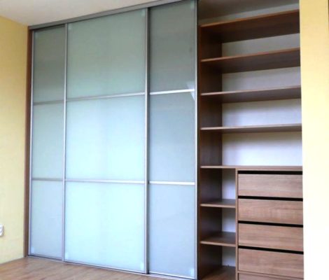 deluxe-01-klizni-plakar