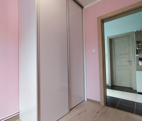 standard-17-klizni-plakar